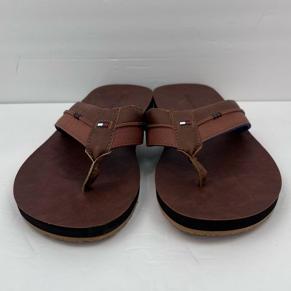 TOMMY HILFIGER, DAVIDSON-T MEN’S LIGHT BROWN FLIP FLOPS, SIZE 9M - Picture 3 of 15